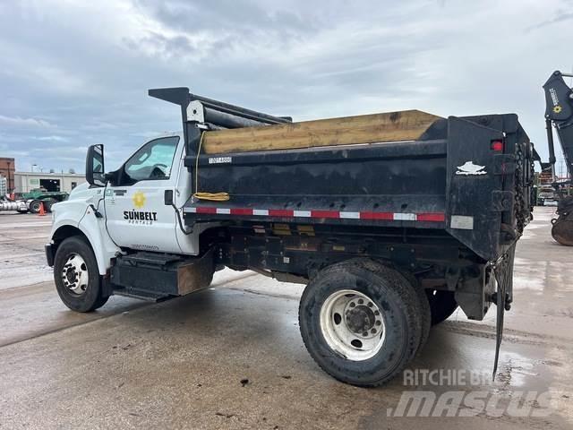 Ford F-750 Camiones bañeras basculantes o volquetes
