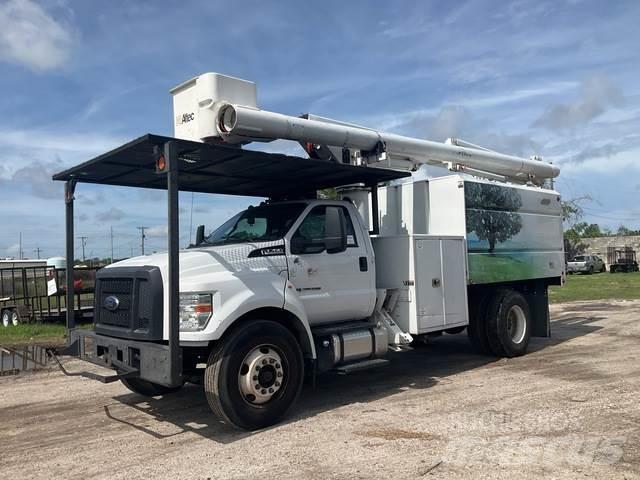 Ford F-750 Plataformas sobre camión