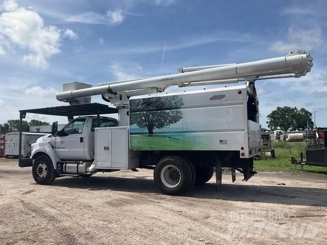 Ford F-750 Plataformas sobre camión