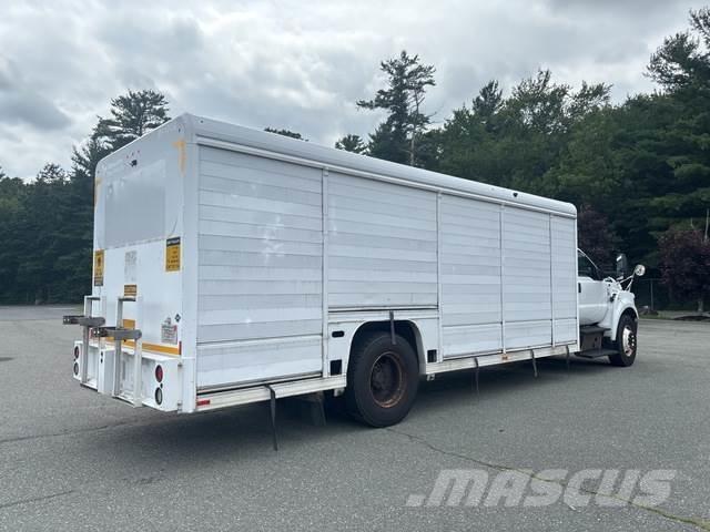Ford F-750 Camiones botelleros