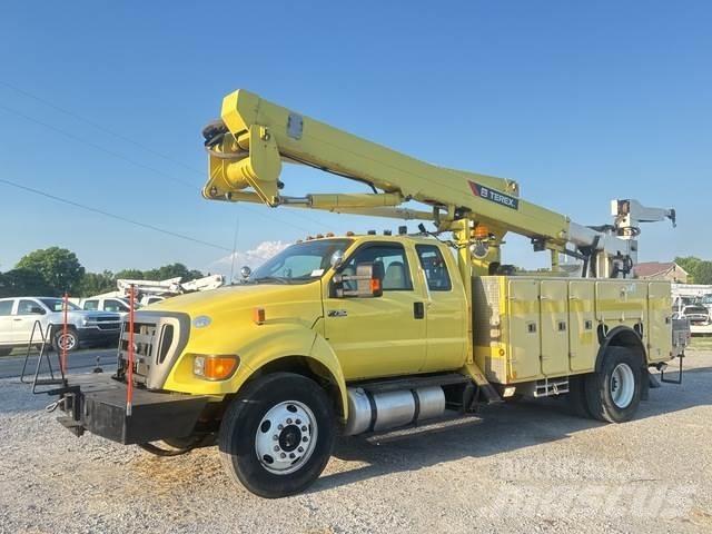 Ford F-750 Plataformas sobre camión