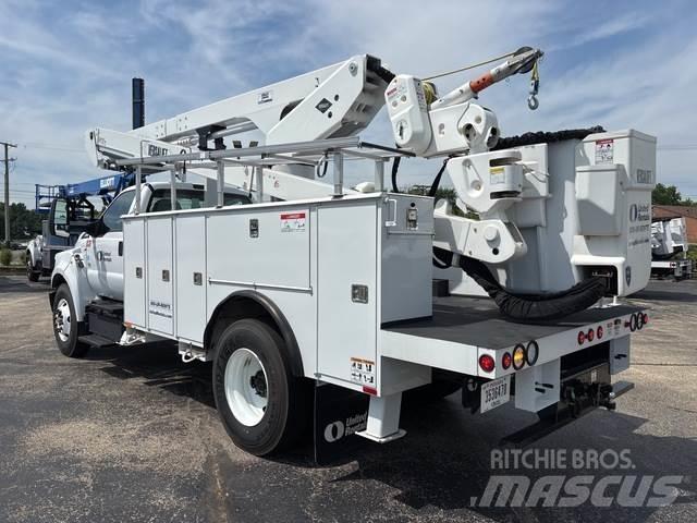 Ford F-750 Plataformas sobre camión