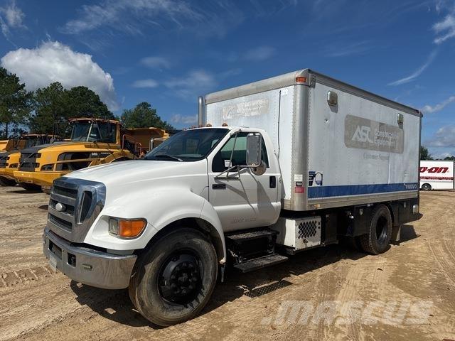 Ford F-750 Camiones cisterna