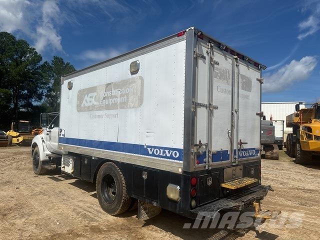 Ford F-750 Camiones cisterna