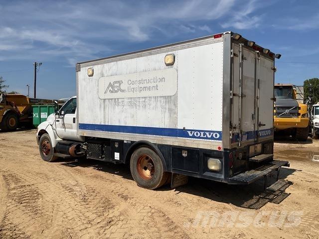 Ford F-750 Camiones cisterna
