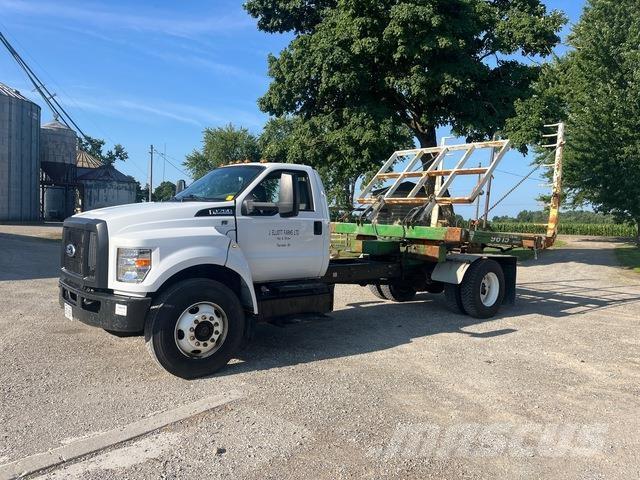 Ford F-750 Cabinas e interior