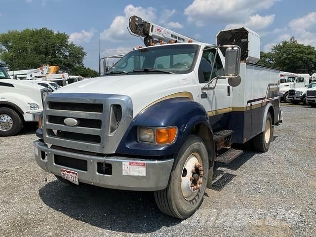 Ford F-750 Vehículos - Taller