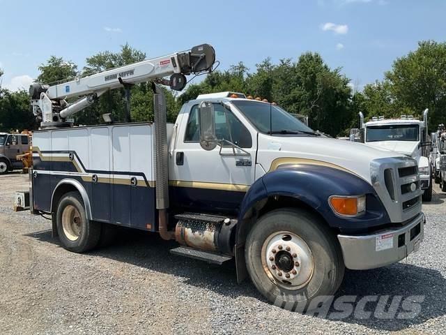Ford F-750 Vehículos - Taller