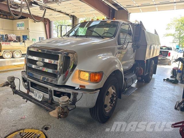 Ford F-750 Camiones cisterna