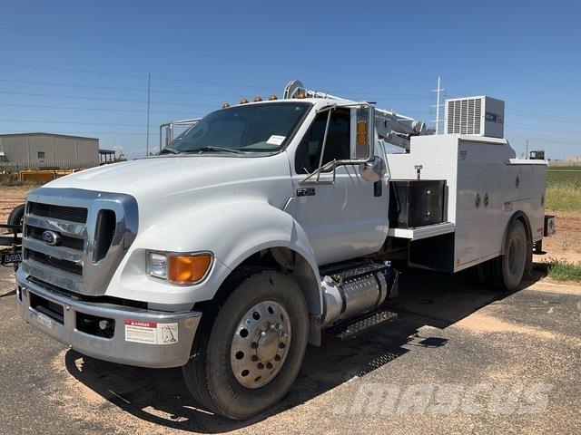 Ford F-750 Vehículos - Taller