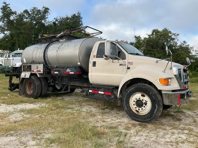 Ford F-750 Camiones hormigonera