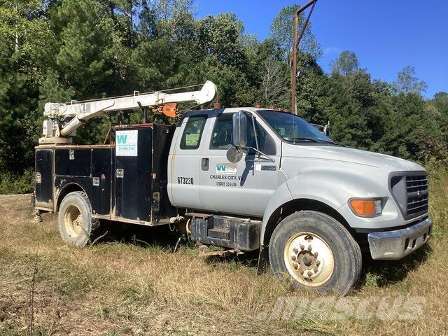 Ford F-750 Vehículos - Taller