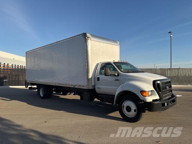 Ford F-750 Camiones caja cerrada