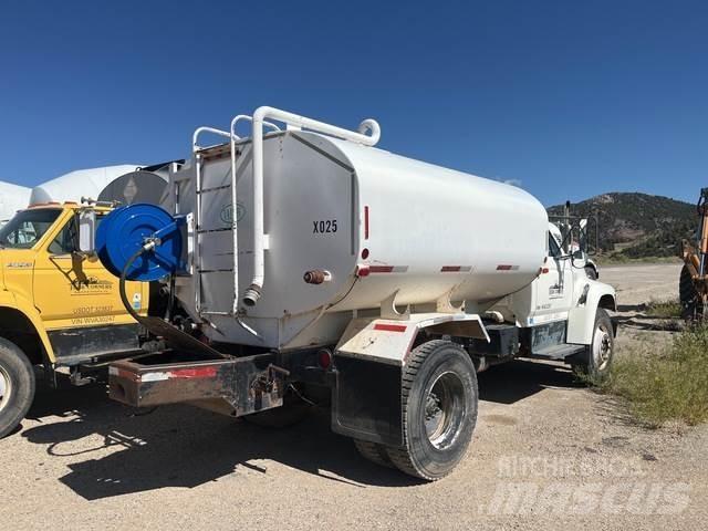 Ford F-800 Camiones cisterna