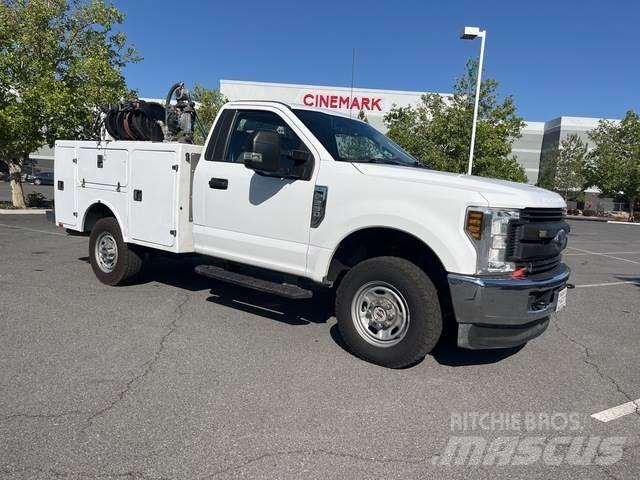 Ford F250 XL Vehículos - Taller
