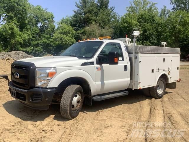 Ford F350 Vehículos - Taller