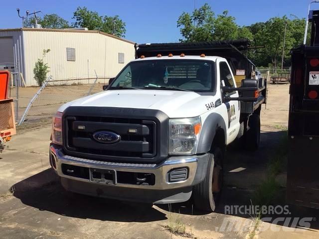 Ford F550 Camiones bañeras basculantes o volquetes