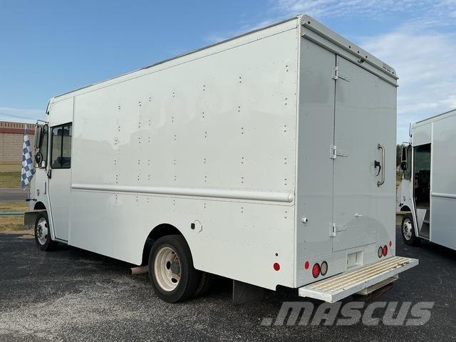 Ford F59 Furgonetas de caja cerrada