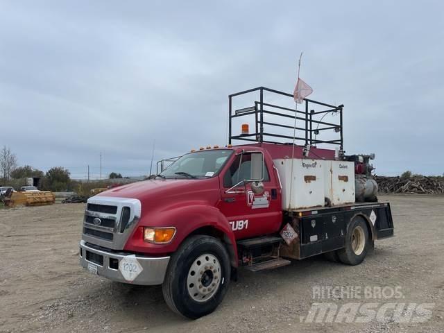 Ford F650 Camiones cisterna