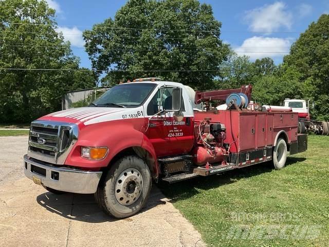 Ford F750 Vehículos - Taller