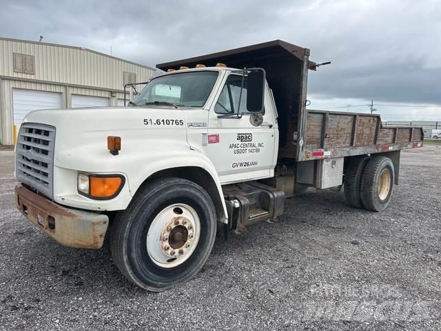 Ford F800 Camiones bañeras basculantes o volquetes