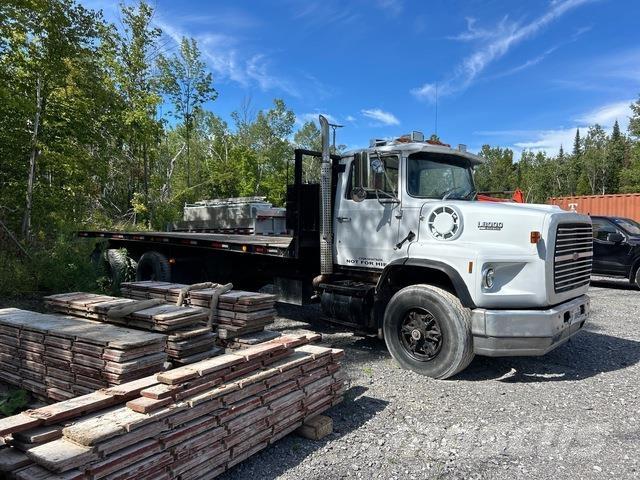 Ford L8000 Grúas de vehículo