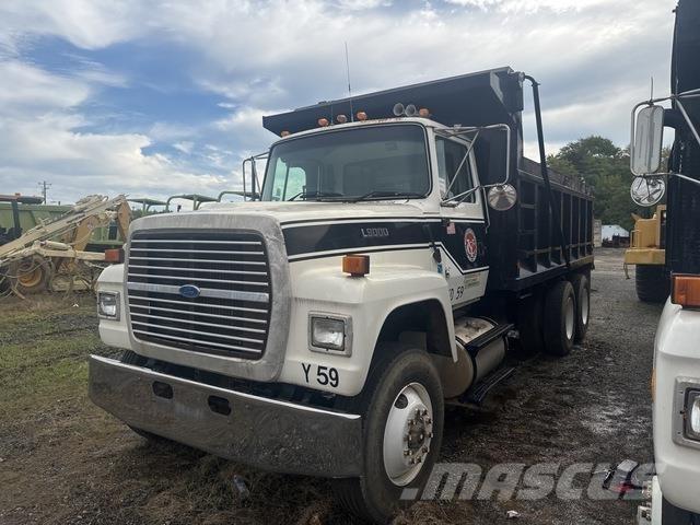 Ford L9000 Camiones bañeras basculantes o volquetes