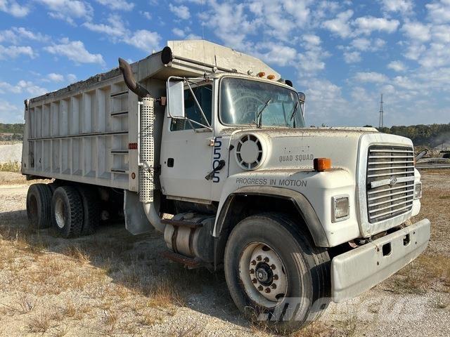 Ford L9000 Camiones bañeras basculantes o volquetes