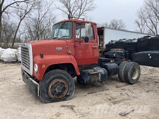 Ford LN8000 Cabezas tractoras