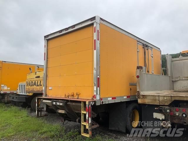 Ford LN8000 Camiones caja cerrada
