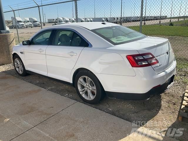 Ford Taurus Coches