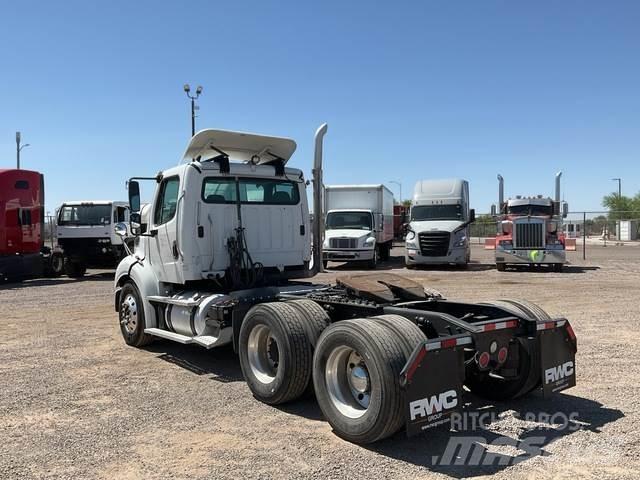 Freightliner  Cabezas tractoras