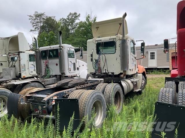 Freightliner  Cabezas tractoras