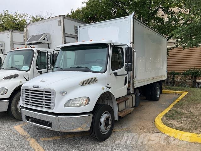 Freightliner  Camiones caja cerrada