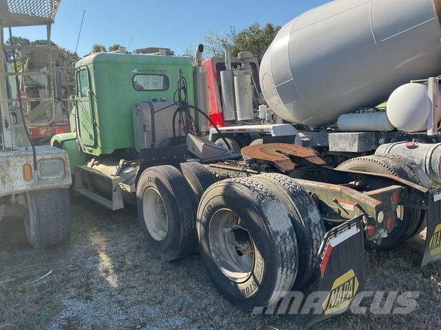 Freightliner  Cabezas tractoras