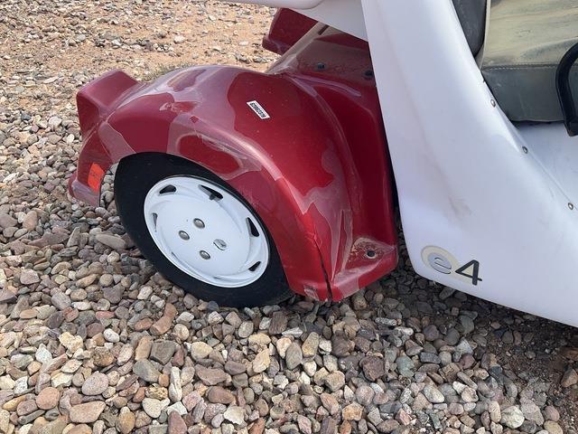  GEM E4 Maquinaria para servicios públicos