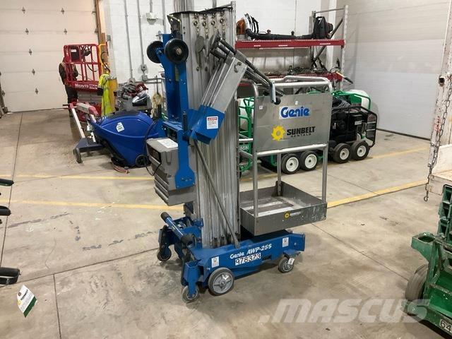 Genie AWP-25S Ascensores de personal y montacargas de acceso