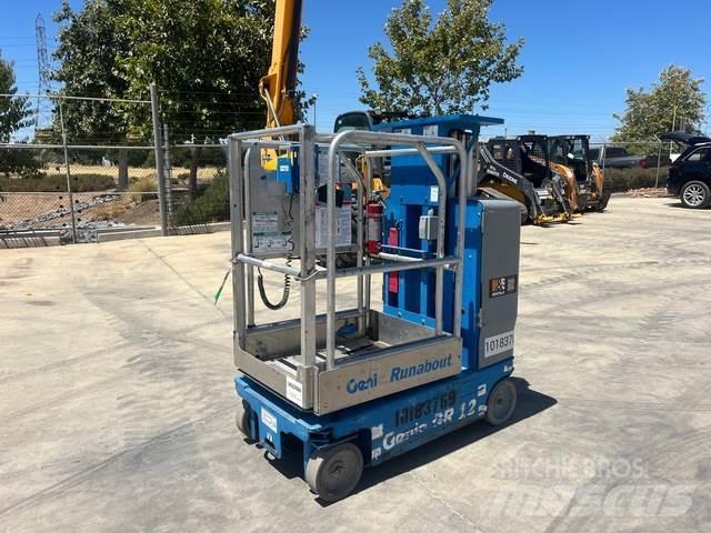 Genie GR-12 Ascensores de personal y montacargas de acceso