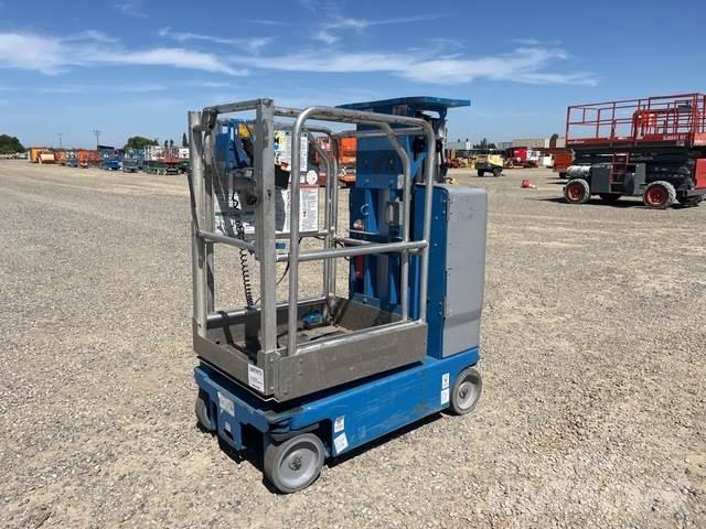 Genie GR-15 Ascensores de personal y montacargas de acceso