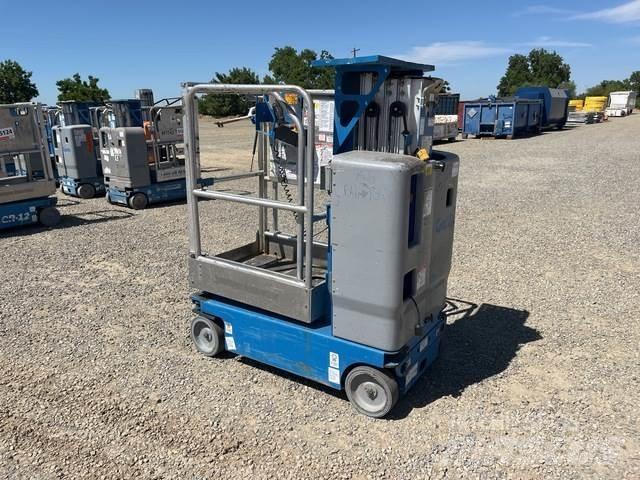 Genie GR-15 Ascensores de personal y montacargas de acceso