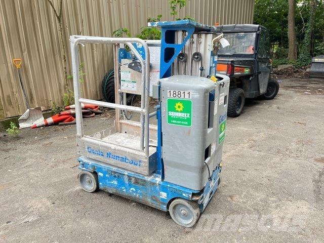 Genie GR-15 Ascensores de personal y montacargas de acceso