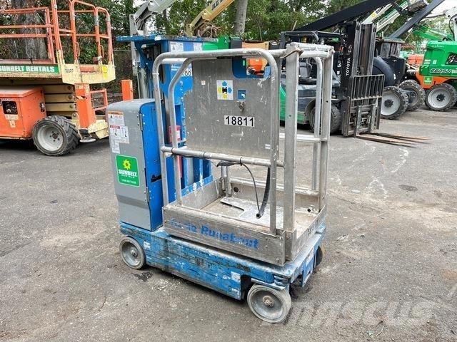 Genie GR-15 Ascensores de personal y montacargas de acceso