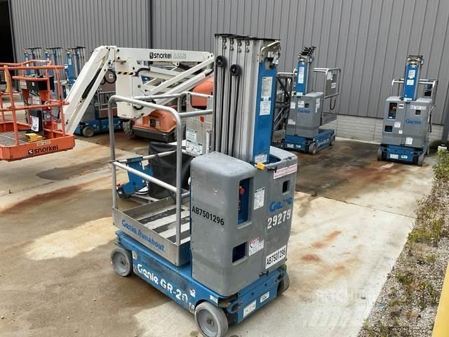 Genie GR-20 Ascensores de personal y montacargas de acceso