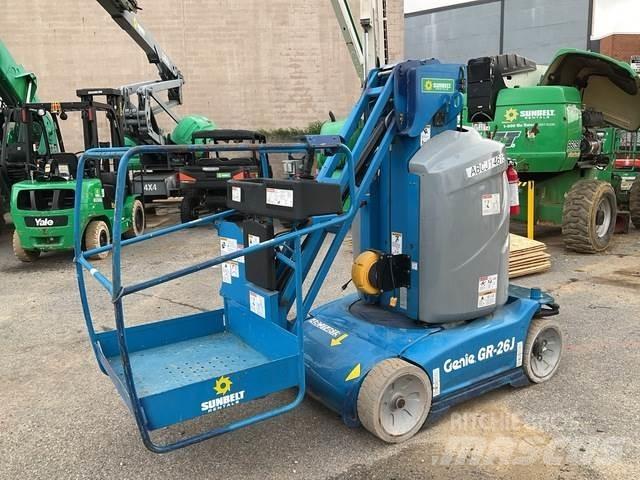 Genie GR26J Ascensores de personal y montacargas de acceso