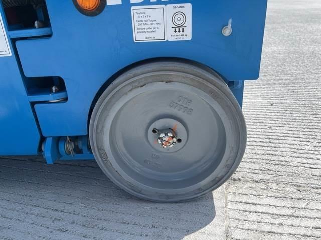 Genie GS-1432m Plataformas tijera