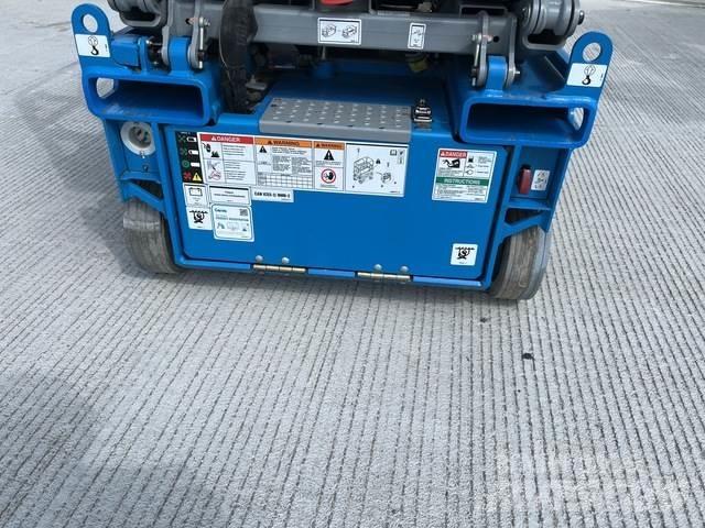 Genie GS-1432m Plataformas tijera