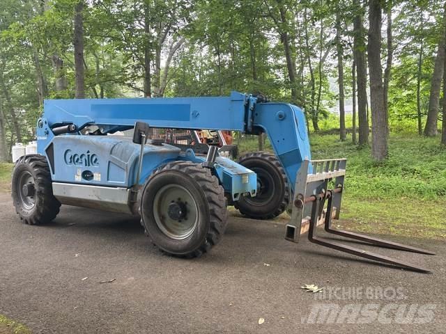 Genie GTH-844 Carretillas telescópicas