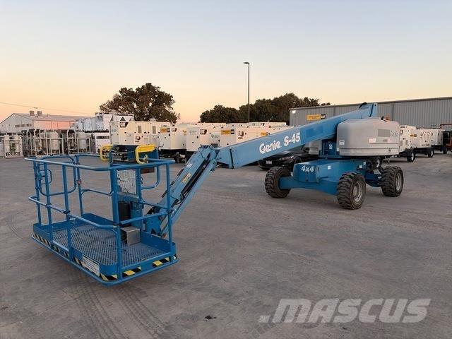 Genie S-45 Plataformas de trabajo telescópica