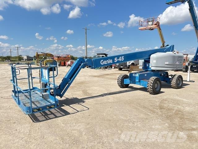 Genie S-45 Plataformas de trabajo telescópica