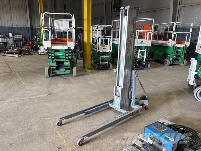 Genie SLC-24 Cabrestantes, montacargas y elevadores de materiales